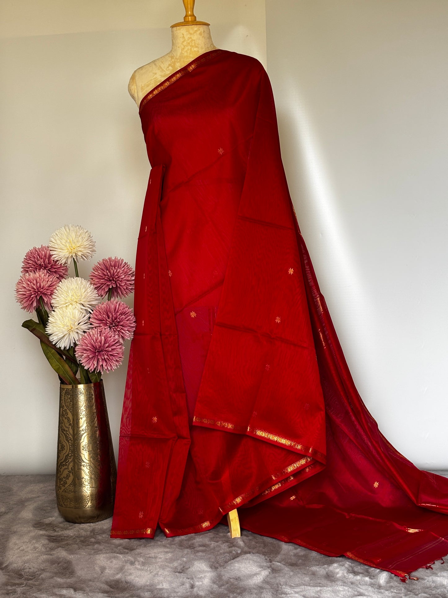 Red Maheshwari Silk Cotton Handloom Saree