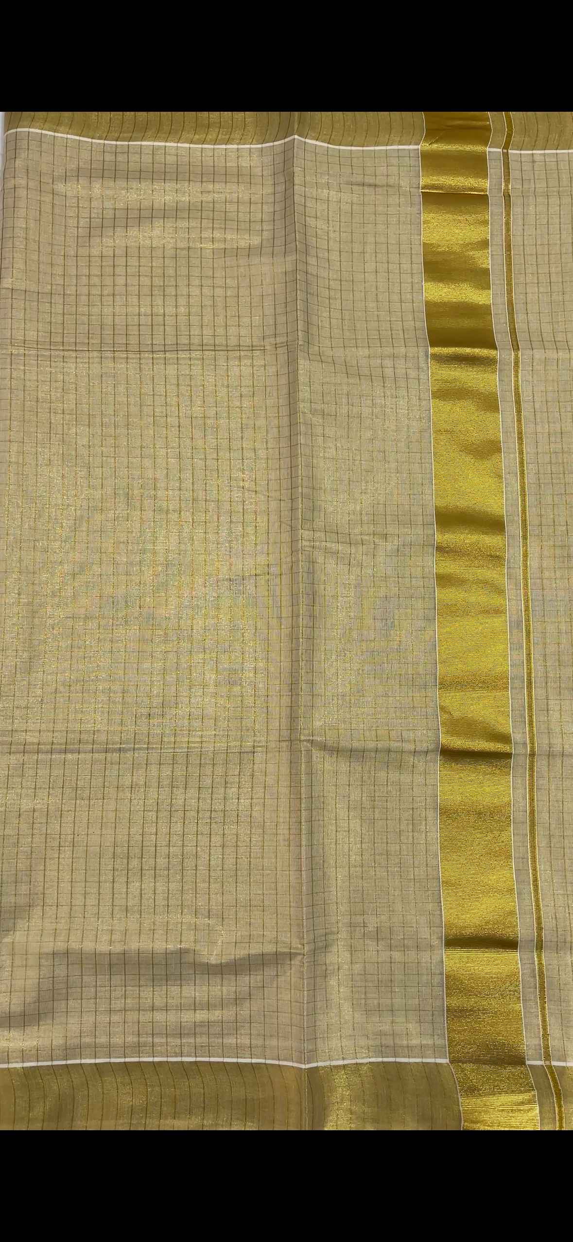 Tanirika - Checks Onam Kasavu Tissue Saree