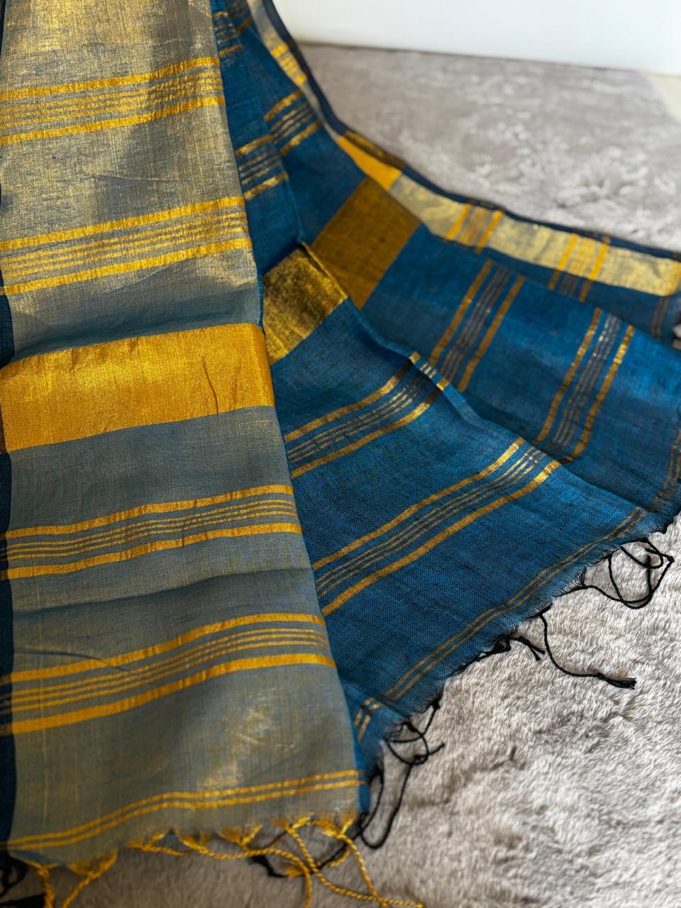 Blue Mahapar Linen Saree